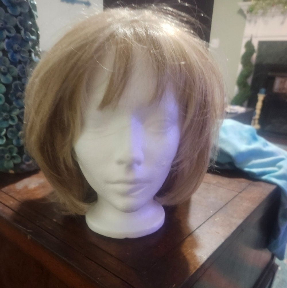 Chic Light Brown Women's Wig